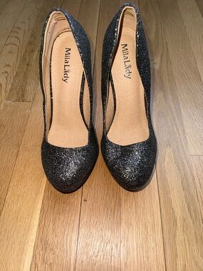 Mila Lady Black Glitter High Heel Pump